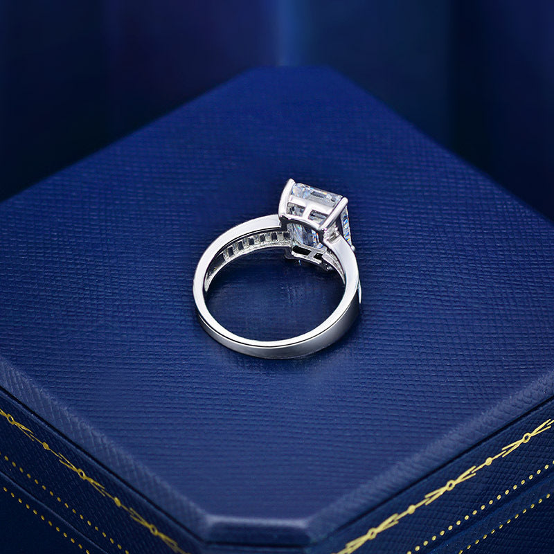 Rectangular engagement ring