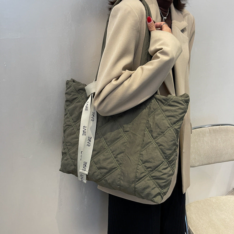 Winter Tote Bag For Women 2023 Sewing Rhombus Shoulder Bag High Capacity Commuting Shopping Bag Personalized Handbags