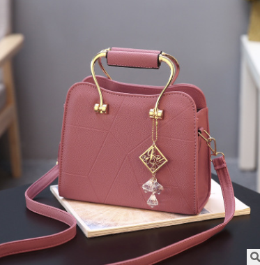 2021 new fashion Korean version of the ladies handbag small bag female shoulder diagonal package