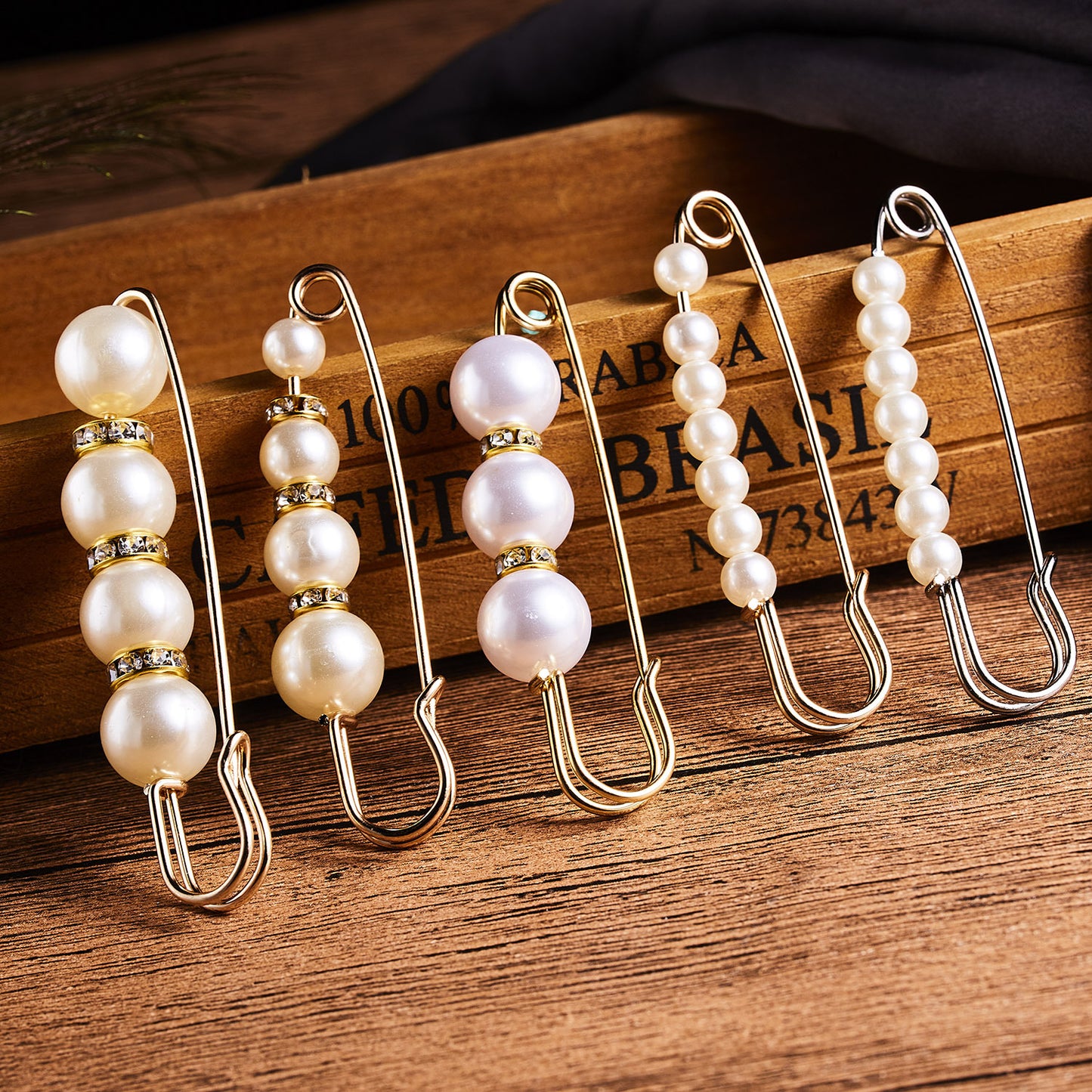 Creative New Pearl Horizontal Big Brooch