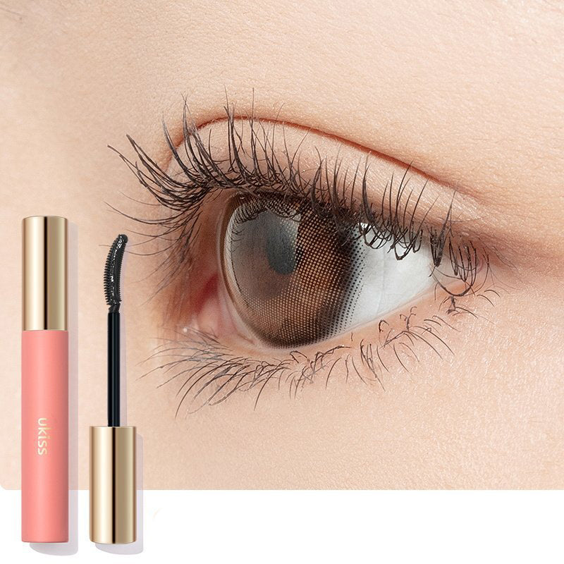 Eyelash styling cream