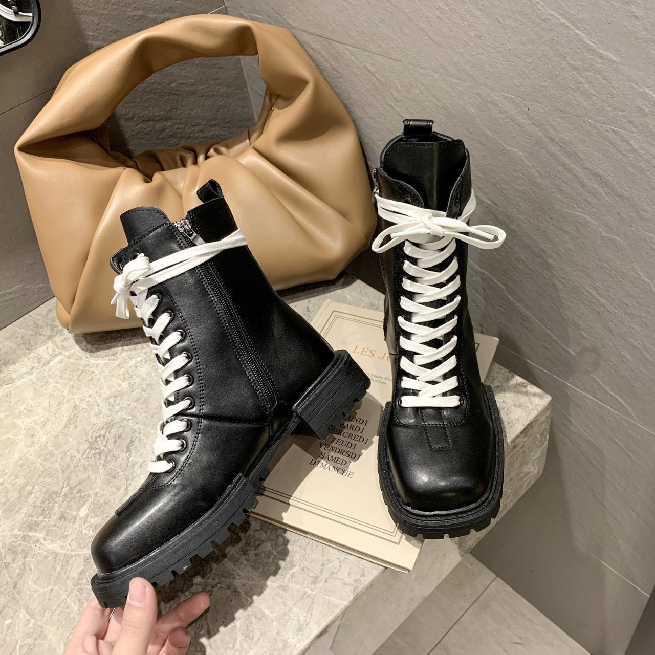 Autumn new style lace up motorcycle boots with side zipper and square head