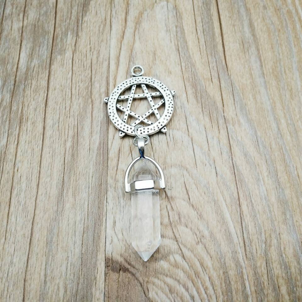 Pentagram pendant necklace