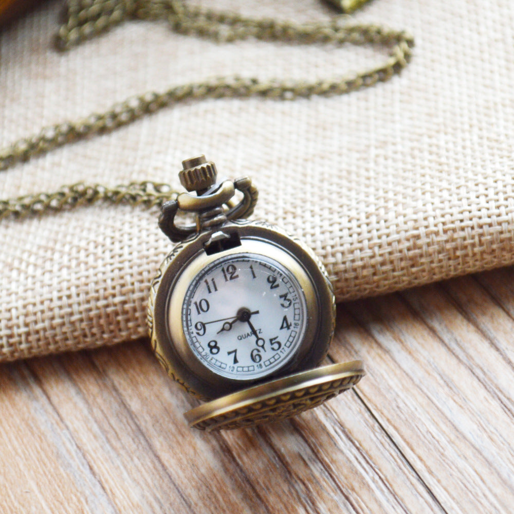 Universal Petal Hollow Out Small Pocket Watch Boshiya Small Chaining Watch