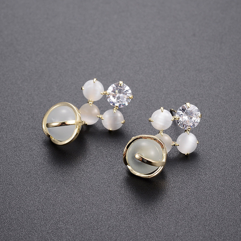 Fashionable High-end Earrings