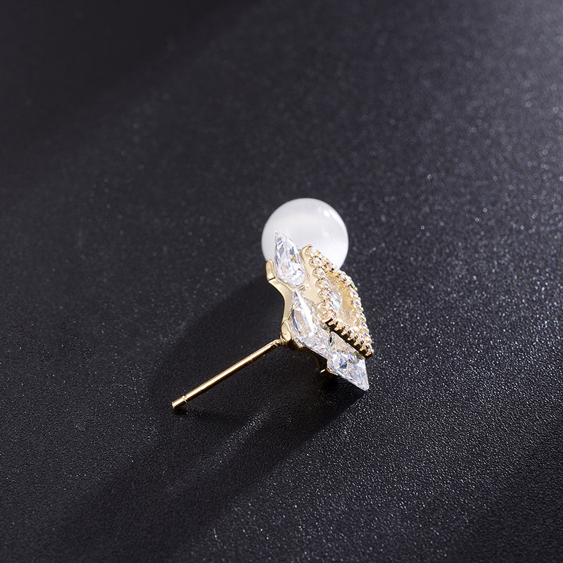 Fashionable High-end Earrings