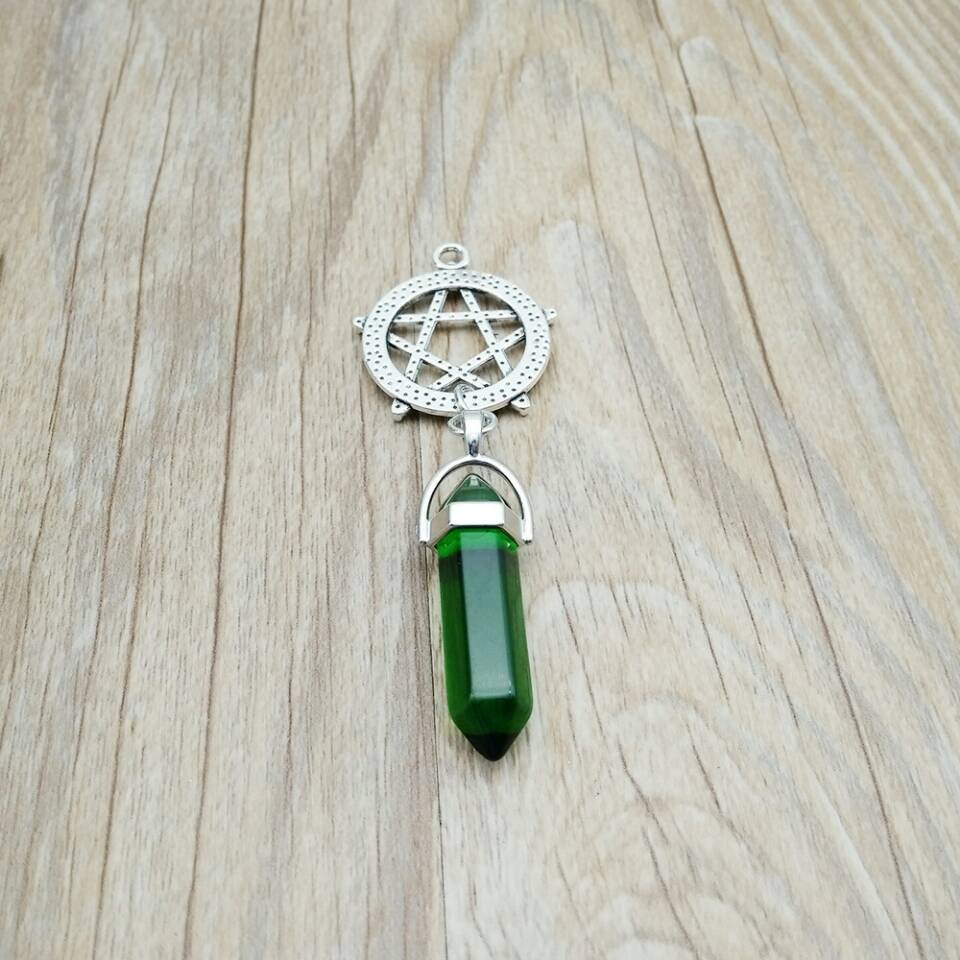 Pentagram pendant necklace